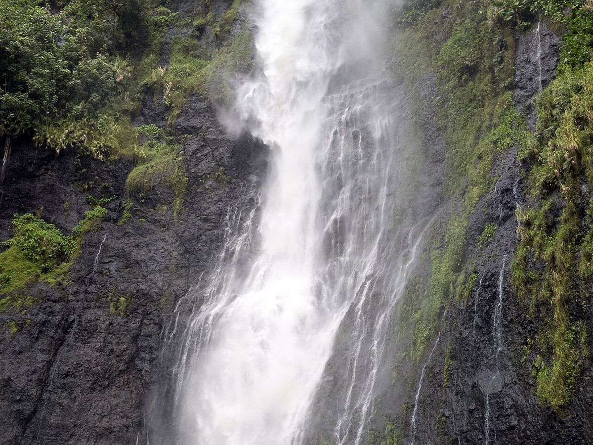 Les trois cascades de Faarumai