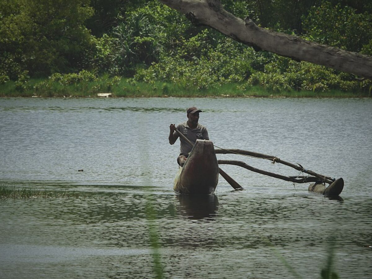 Tour du lagon en pirogue